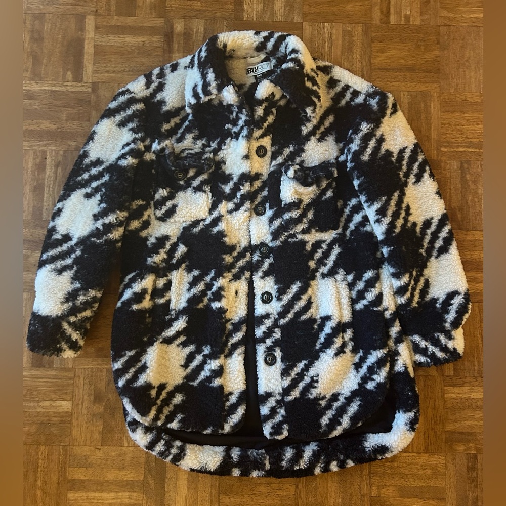 BeachRiot mid thigh herringbone Sherpa jacket. Size S